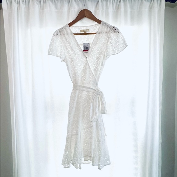 Michael Kors XS white crossover lace dress with ruffle hem & tie closure. NWT. - Picture 1 of 9